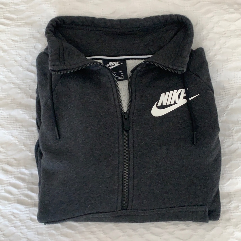 Nike quarter zip sweatshirt size small!